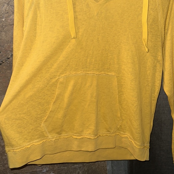 Women’s Medium Bright Yellow Zyia Active Long Sleeve *Great Condition* - Picture 5 of 13